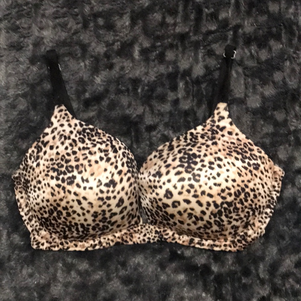 Victoria’s Secret BIOFIT PUSH-UP Bra